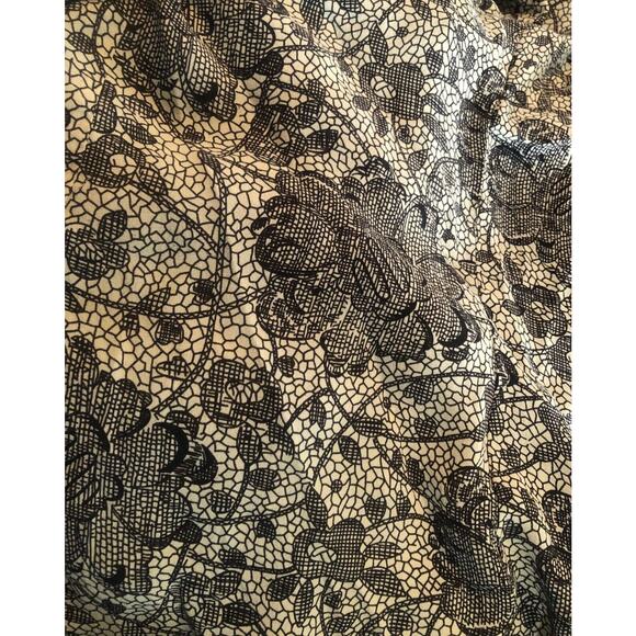 Jones New York Women 18W Plus 100% Silk long sleeved button Blouse - Picture 5 of 5